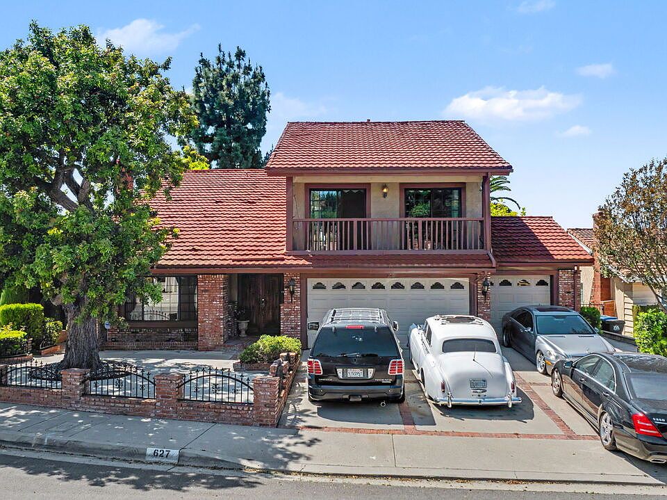 1st image of 627 Mount St