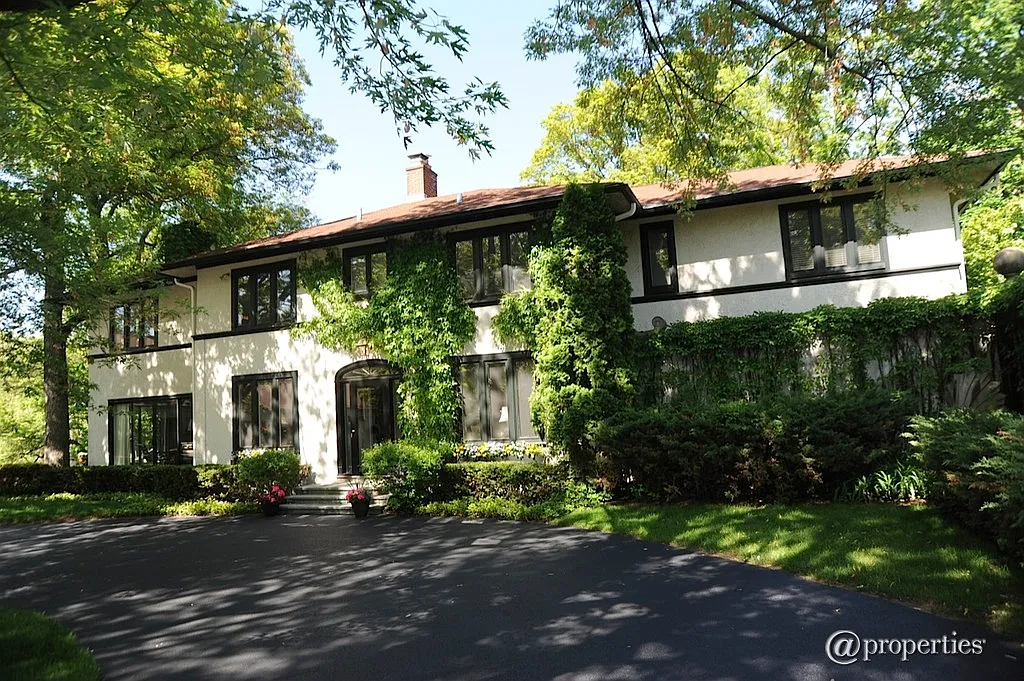 1298 N Waukegan Rd photo 1