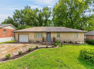 6617 NE 49th Ter, Kansas City, MO 64119
