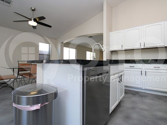 5th image of 15844 W Papago St