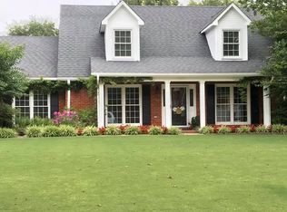 1406 Cedarhurst Ct SW, Decatur, AL 35603