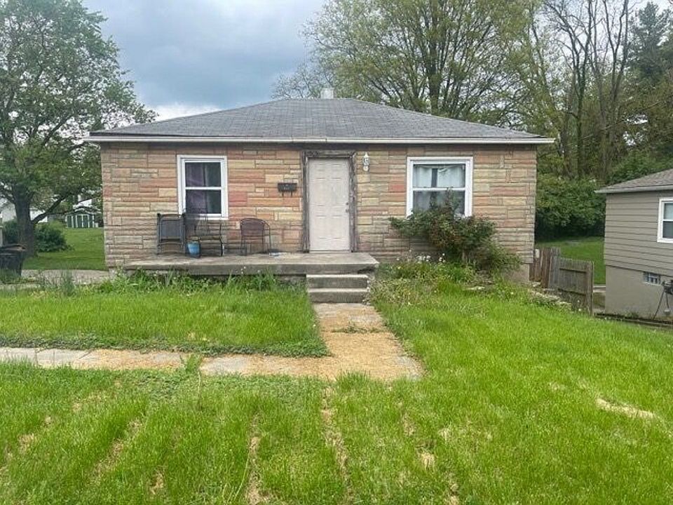 1st image of 3966 Carrie Ave