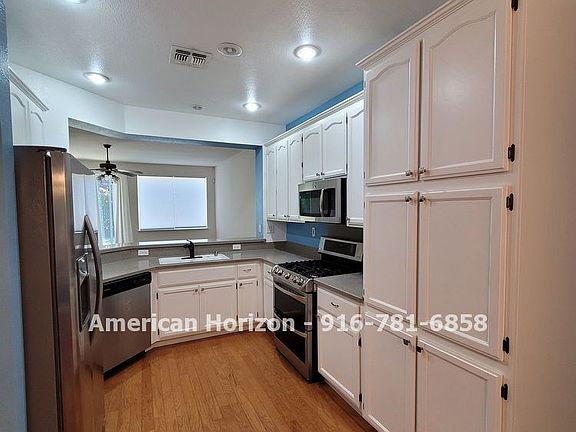 3rd image of 1550 Latherton Way