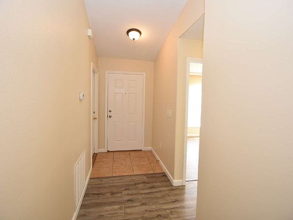 4th image of 7 Ryarbor Dr #A