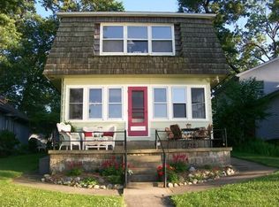 23582 S Shore Dr, Edwardsburg, MI 49112