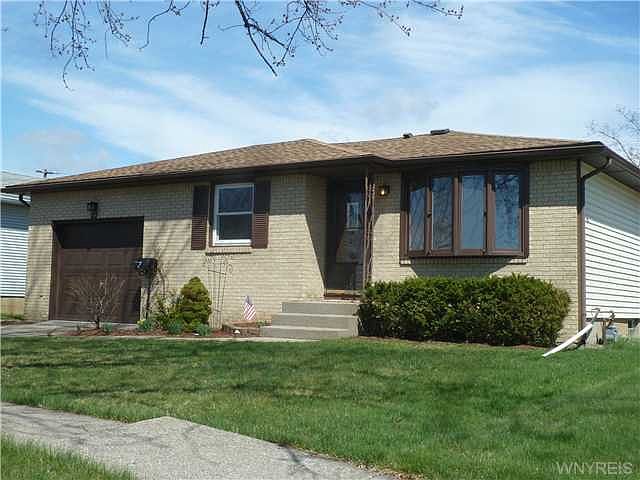 1st image of 23 E Cavalier Dr