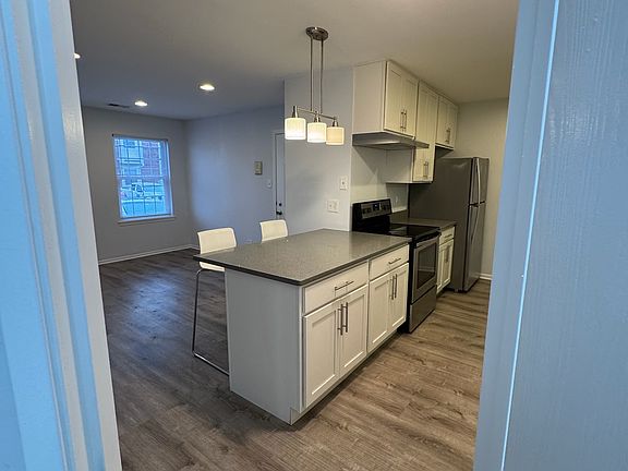 5th image of 1303 Wyndham Dr APT 101