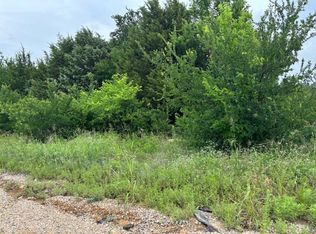 8 Nelson St, Grand Prairie, TX 75050