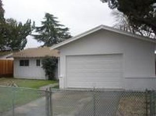 2343 W Swift Ave, Fresno, CA 93705