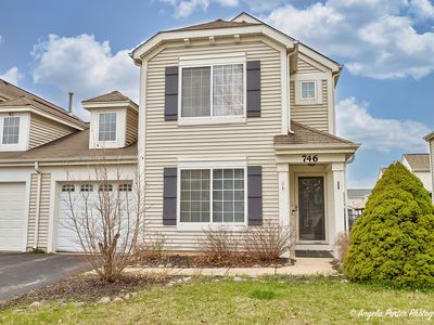 746 S Providence Ln, Round Lake, IL, 60073