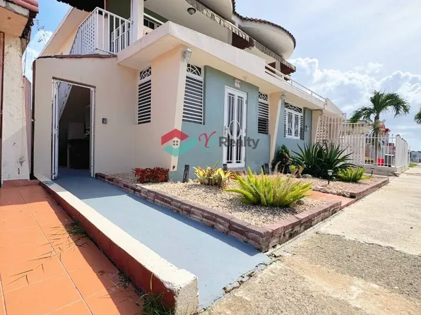 520 Urb Country Clb, Carolina, PR 00985