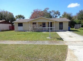 7924 Woodvale Cir, Tampa, FL 33615