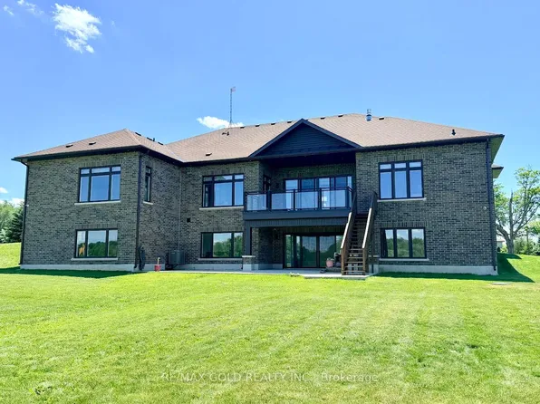 19769 Willoughby Rd, Caledon, ON L7K 1V9