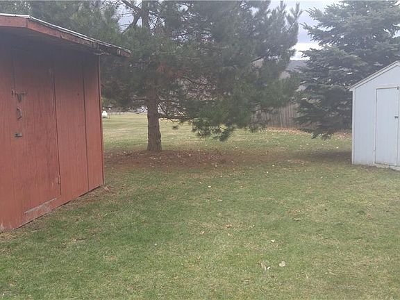 3rd image of 58 Cheryl Dr