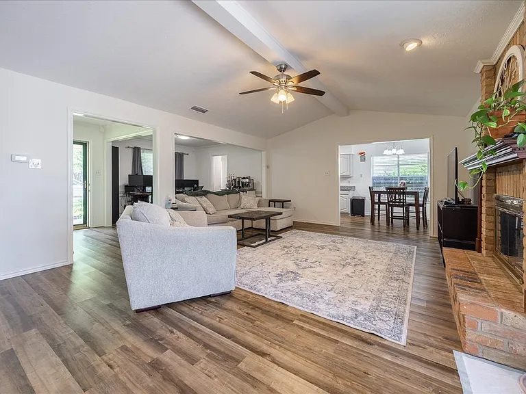 1405 Ivywood Dr — Photo 25
