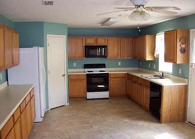 2nd image of 1212 Golden Sand Dr