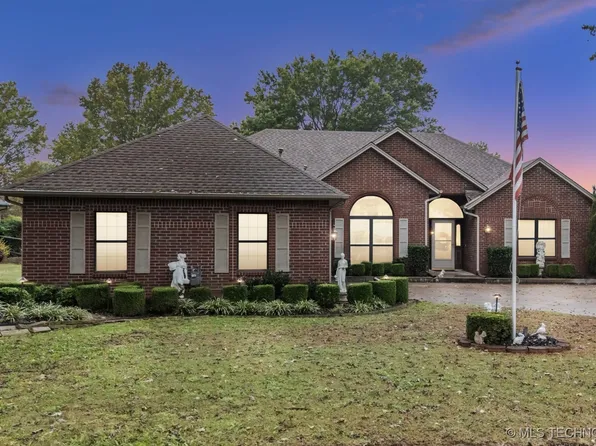 3417 Heritage Dr, Claremore, OK 74019