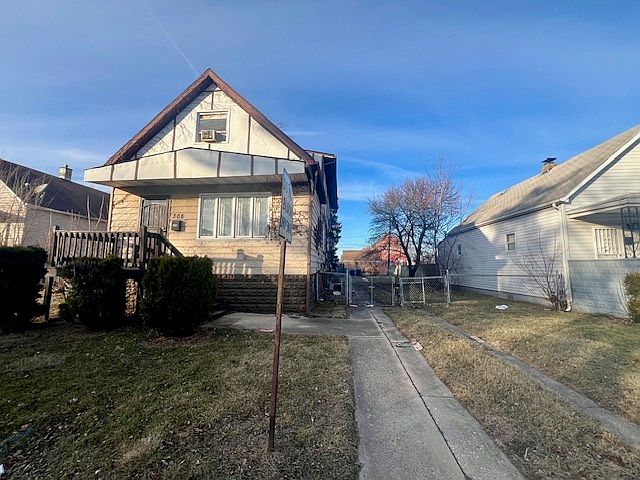 2nd image of 308 153rd Pl