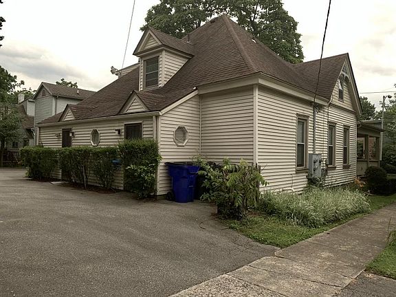 3rd image of 631 Central Ave APT 2