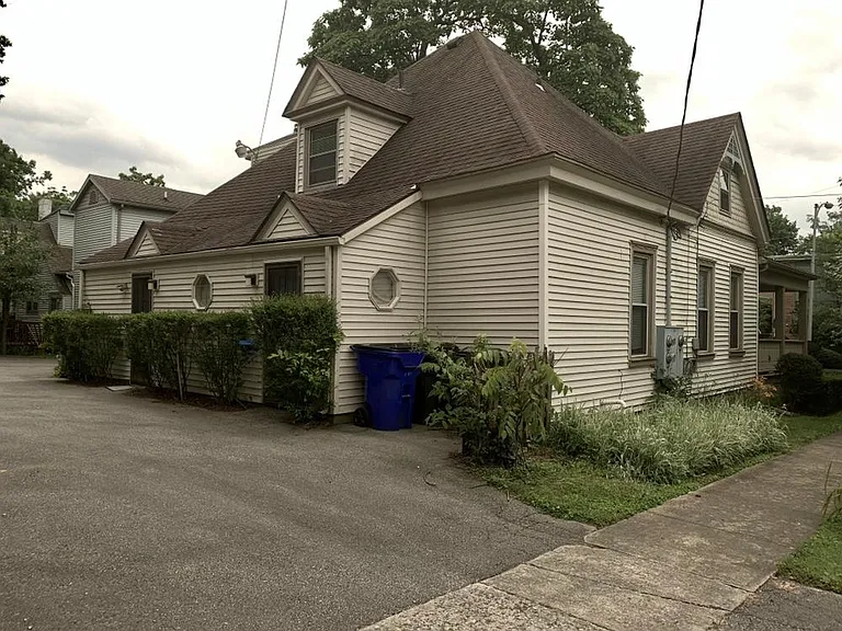 631 Central Ave #2 — Photo 3