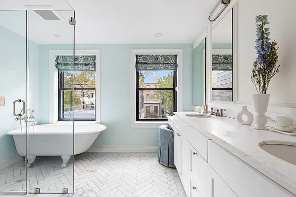 Sold by Compass | media 12