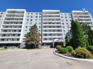 676 King St, Midland, ON L4R 4R3