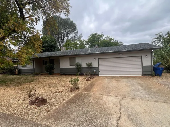 2830 King St, Redding, CA 96002
