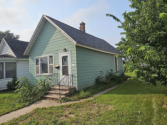 4th image of 1007 E 8th St