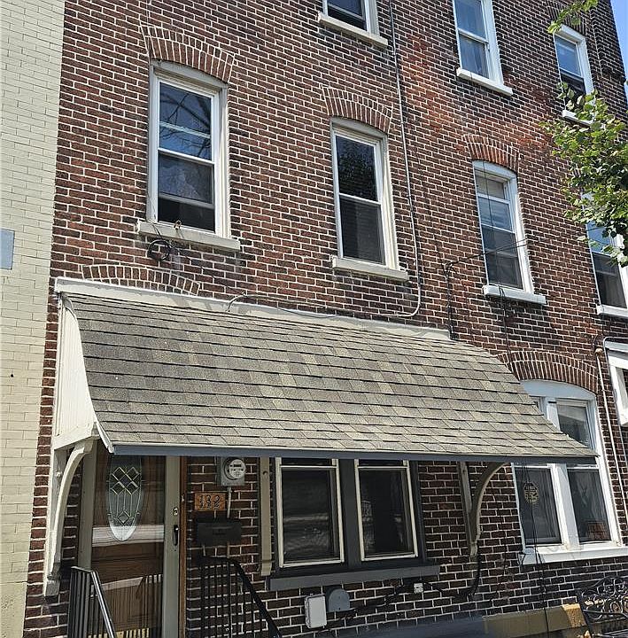 1st image of 132 N 2nd St