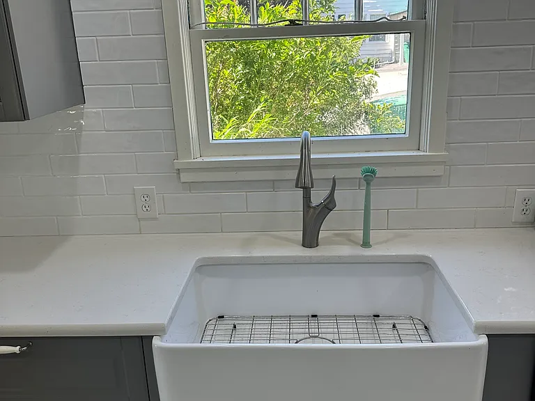 1045 Pacific Ter — Photo 4