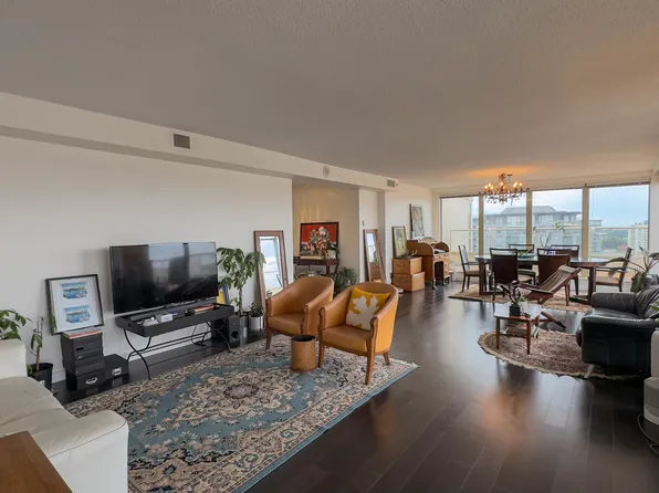 8238 Saba Rd #1701, Richmond, BC V6Y 4C7