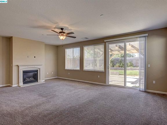 3rd image of 617 Mystic Ct