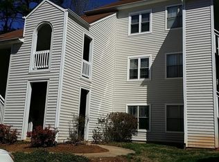 6010 Winterpointe Ln APT 202, Raleigh, NC 27606