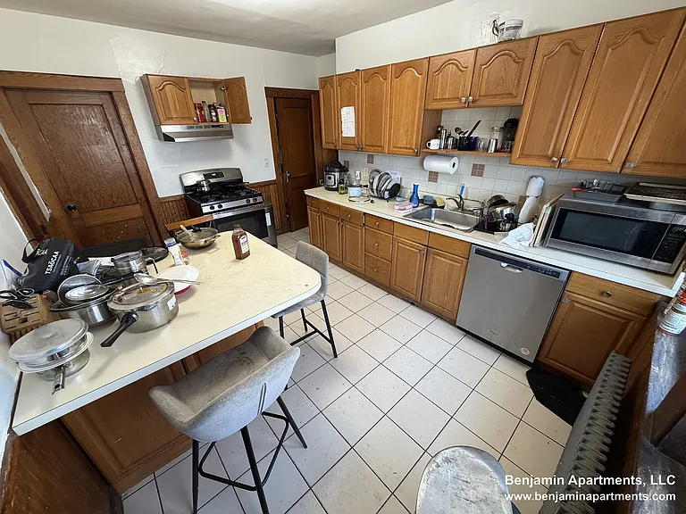 23 Moraine St #1 — Photo 10