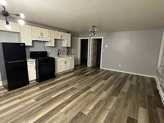 2 bed, $1,650 — Photo 3
