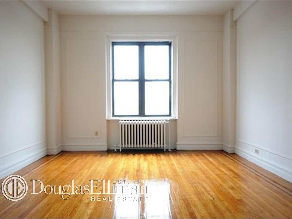 1st image of 208 W 23rd St APT 1404