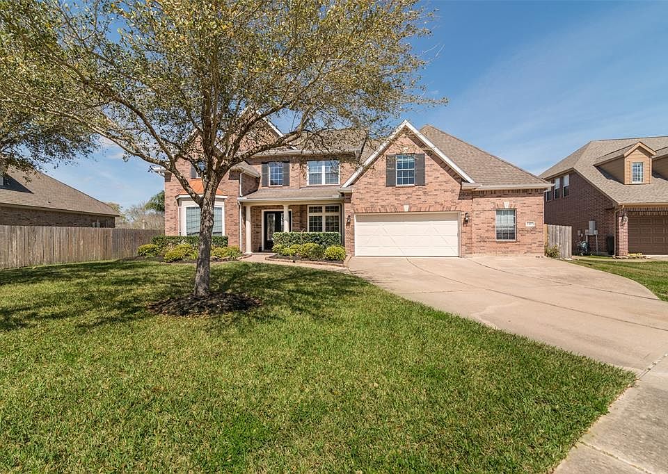 1st image of 2437 Pebble Lodge Ln