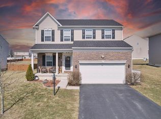 1569 Tammy Louise Dr, Pataskala, OH 43062