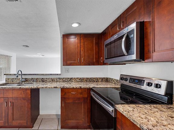 3rd image of 6112 NW 10th Street