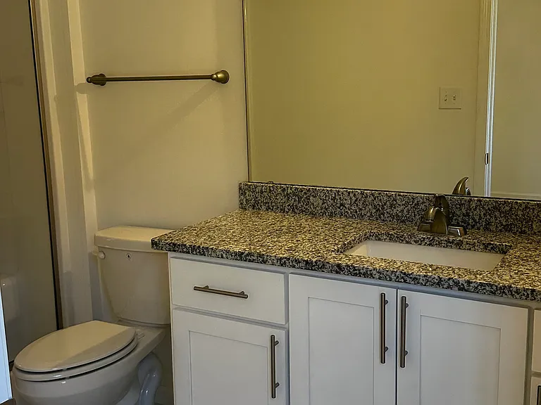 922 Osage Villa Ct — Photo 15