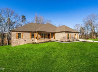 610 Bainbridge Dr, Walland, TN 37886
