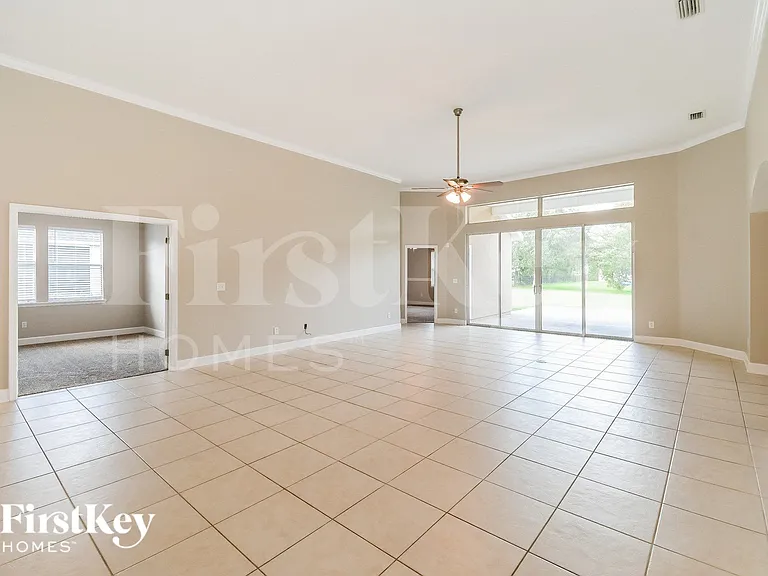 2305 Yellow Jasmine Ln — Photo 5