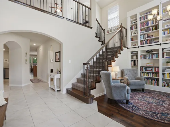 10036 Long Branch Dr, McKinney, TX 75071