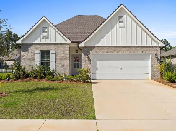 65 Apollo Ave E, Freeport, FL 32439