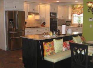 4 Windsor Rd, Rome, GA 30165