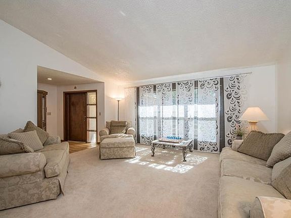 5th image of 1310 Oxmoor Ct