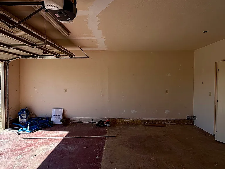 8664 Deschutes Rd — Photo 32