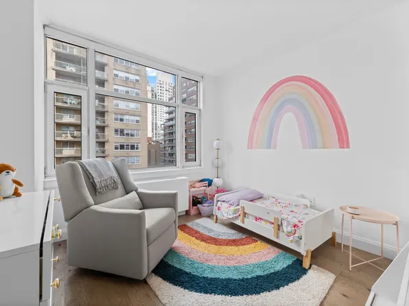 404 East 76th Street image 8 of 16