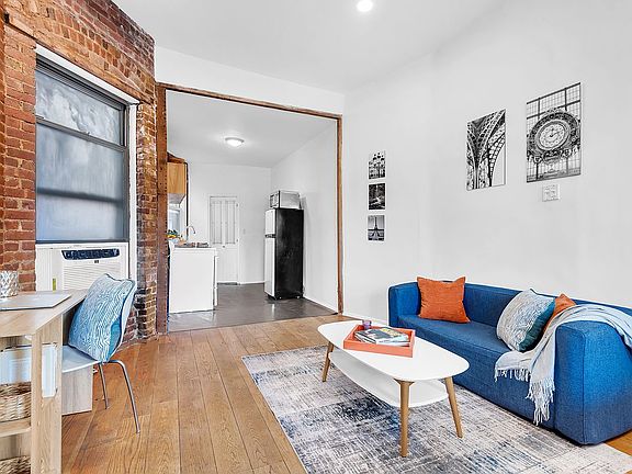 4th image of 715 9th Ave APT 5RN