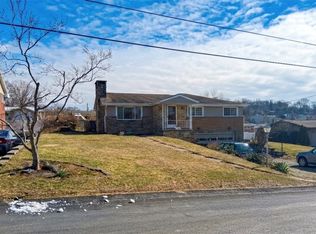 1139 Spruce St, Greensburg, PA 15601